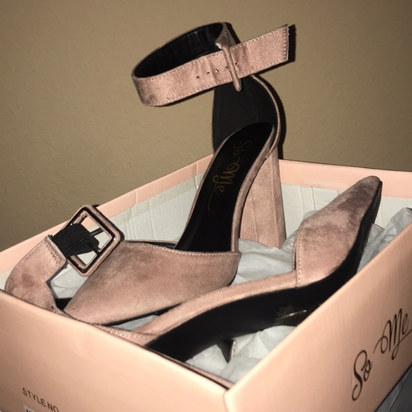 suede pink blush heels - Picture 3 of 4